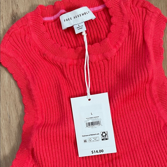 Vibrant Pink Ribbed Tank Top - Picture 2 of 3